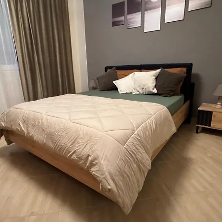 052 Apartment